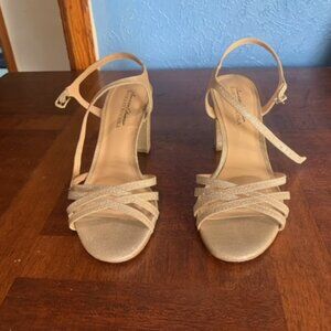 American Glamour Badgley Mischka Heels size 9